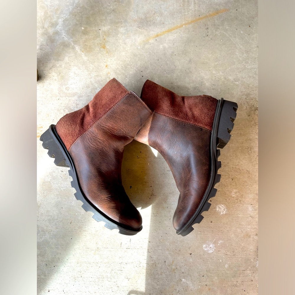SOREL WOMENS Burro Brown Waterproof Boots